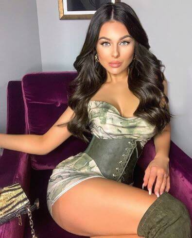 Ruby Blake looking beautiful in green